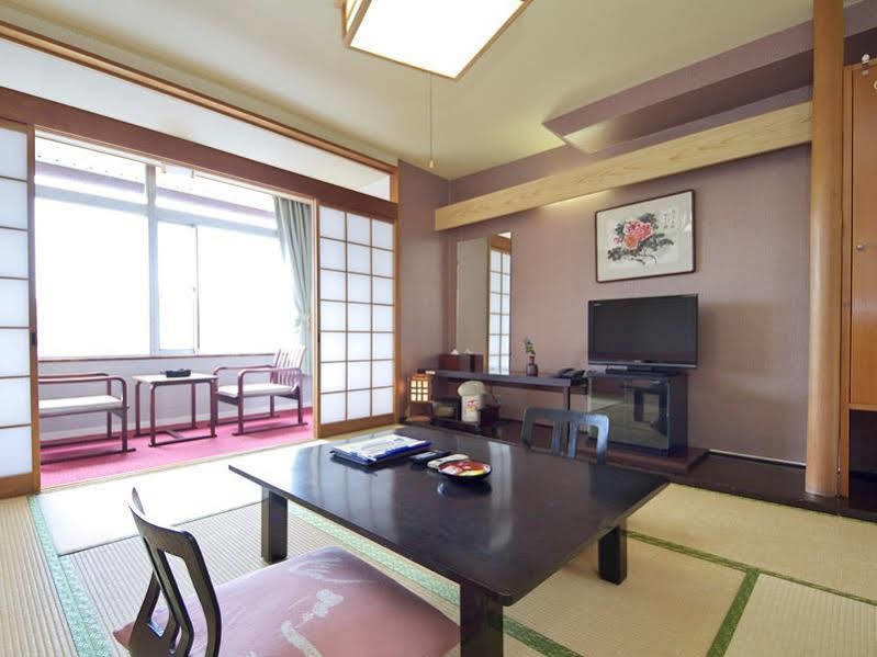 ホテル南水 高知市 エクステリア 写真